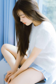 《乳色吐息》第一集免费观看